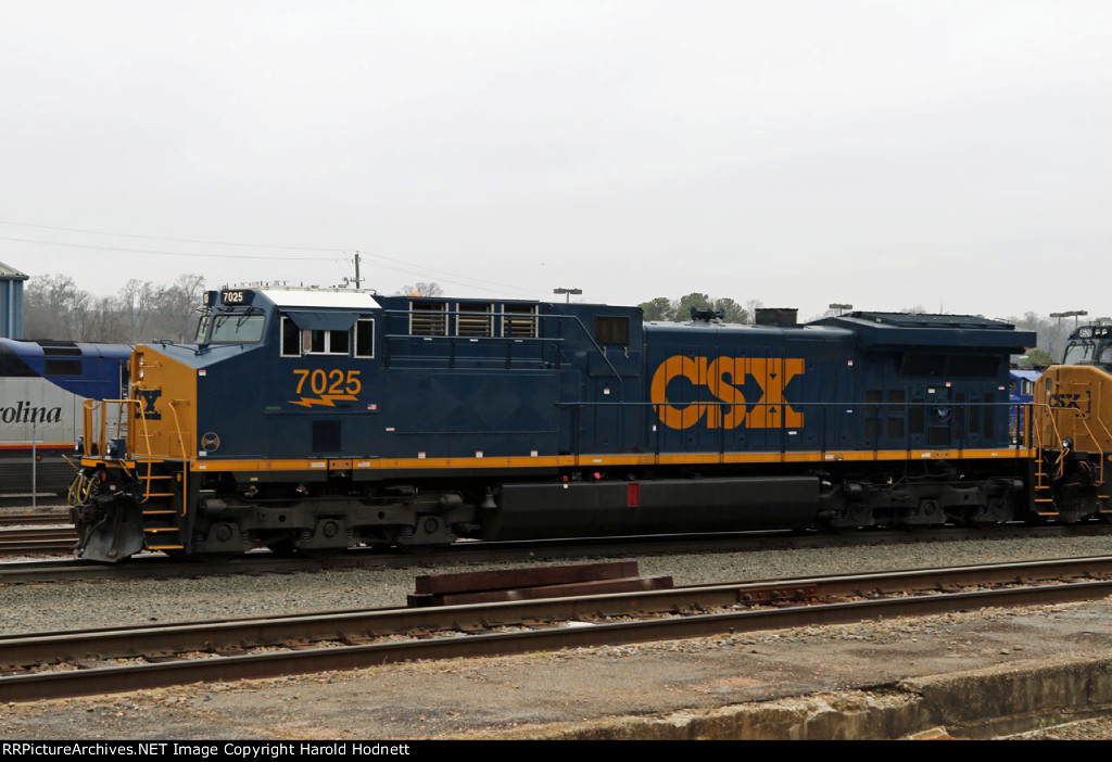 CSX 7025